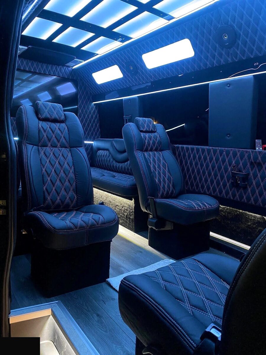 Wedding stretch limousine in Broadview